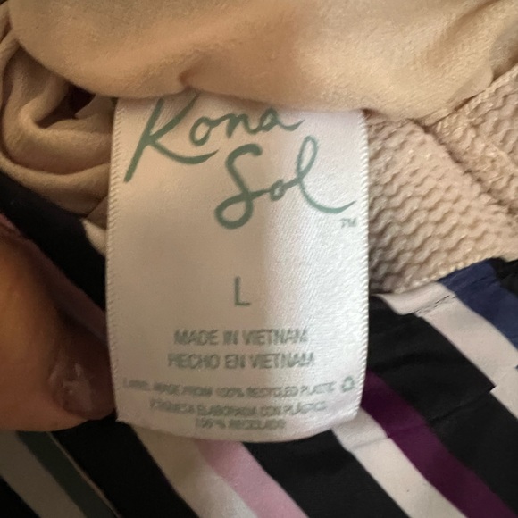 Swimsuit bundle! Pink, Kenneth Cole, etc size L and M - Picture 12 of 16